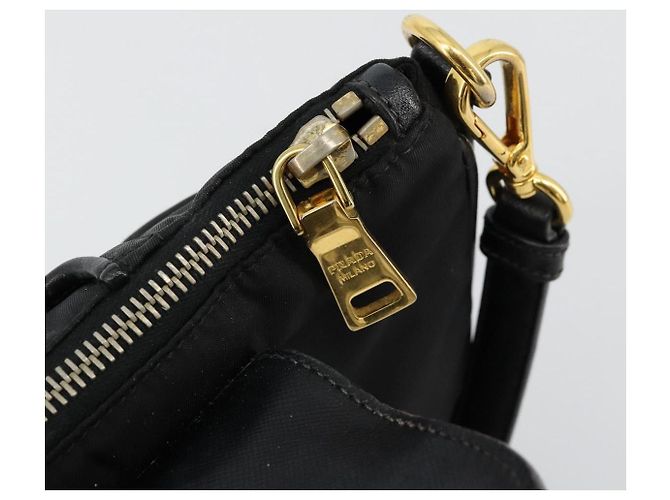 Borsa a Spalla PRADA Nylon Nero Oro Auth 176186A D'oro - vista 18