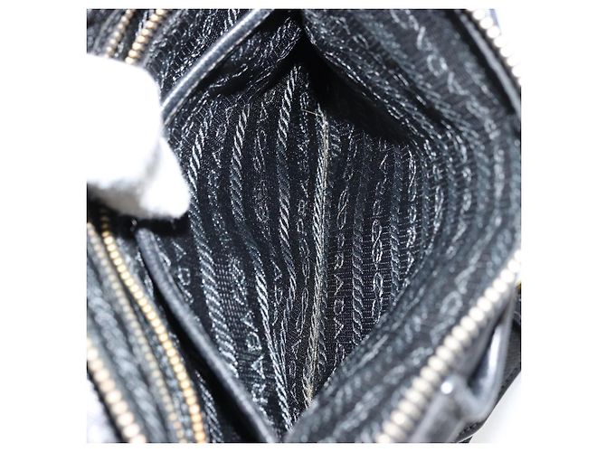 Borsa a Spalla PRADA Nylon Nero Oro Auth 176186A D'oro - vista 24