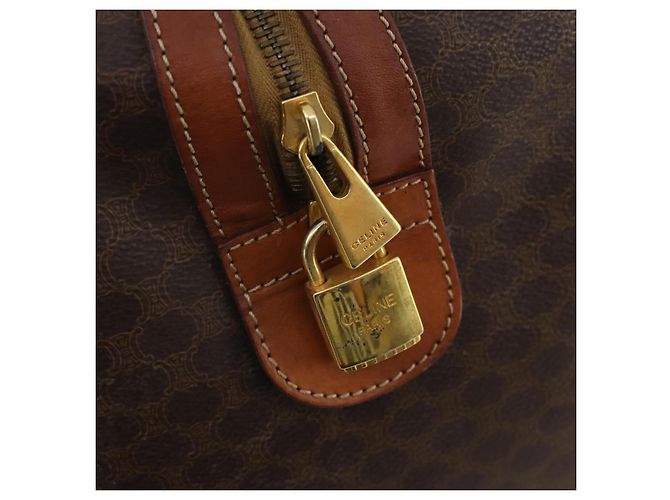 Céline CELINE Macadam Canvas Boston Tasche aus PVC-Leder in Braun-Gold Auth 176038A Golden - Ansicht 19