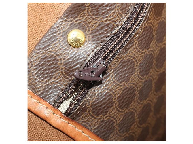 Céline Borsa Boston in tela Macadam CELINE in pelle PVC marrone e oro Auth ti3843 D'oro - vista 24