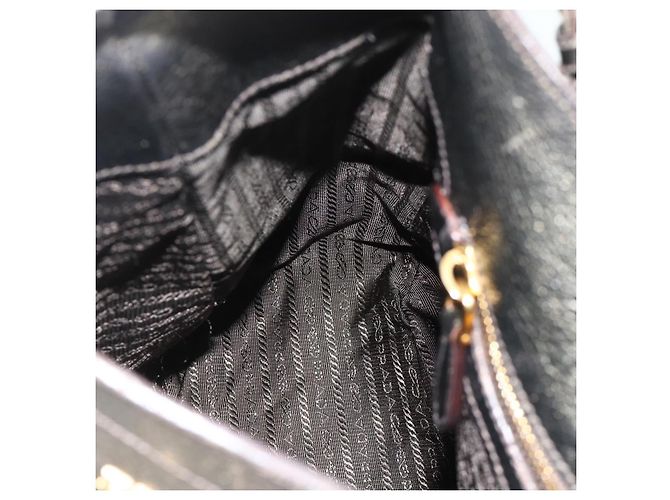 Borsa a Spalla in Pelle PRADA Oro Auth 175839A D'oro - vista 21