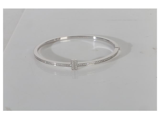 Tiffany & Co Bracciale a cerniera stretto Tiffany T in oro bianco e diamanti Tiffany - vista 7