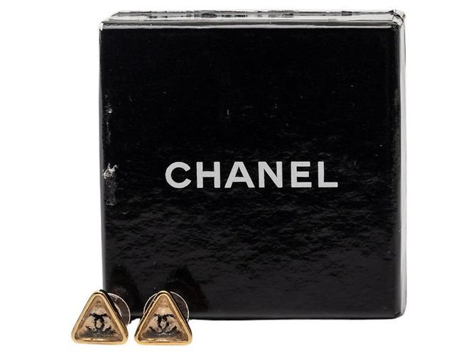 Pendientes Triángulo Logo Coco Mark de Chanel Dorado - vista 4