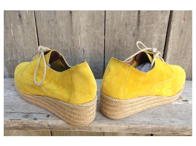 Derbies Sessun Bloom en daim jaune - vue 5