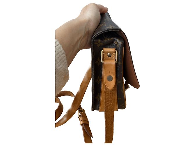 Cartouchiere Louis Vuitton Cartouchière MM Marrone - vista 3