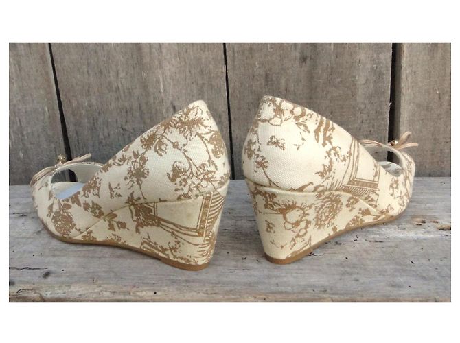 Autre Marque Décolleté con zeppa Lollipops Toile de Jouy Beige - vista 7