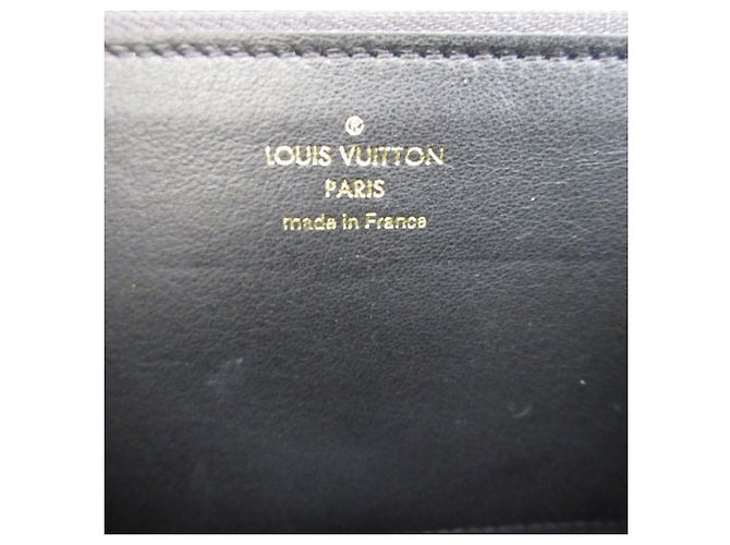 Monedero Capucines M64551 de Louis Vuitton Negro - vista 8