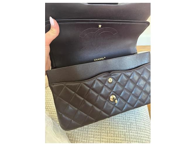 Timeless Borsa Chanel Classic Flap in pelle marrone - vista 2