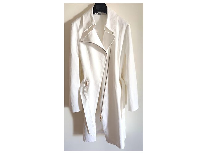 Carla G. Trench blanco Carla G con cinturón y cremalleras doradas Gold hardware - vista 19