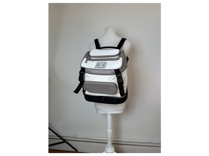 Mochila vintage CHANEL em nylon creme e preto Bege - vista 14
