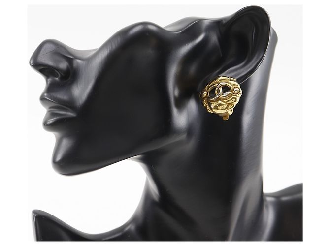 Orecchini a clip vintage Coco Mark di Chanel - vista 2
