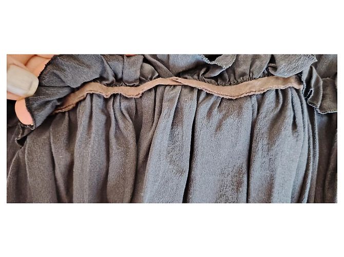 FALDA MIDI PRADA EN CREPE DE CHINE CON CINTURÓN. Negro - vista 4