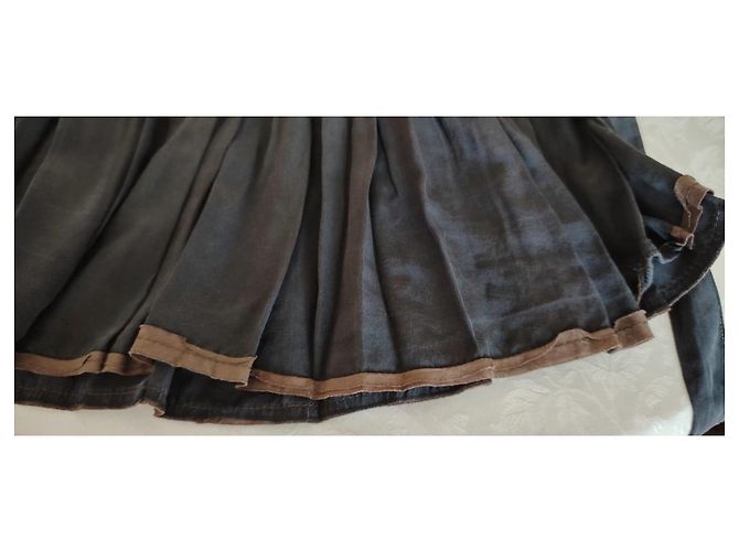 FALDA MIDI PRADA EN CREPE DE CHINE CON CINTURÓN. Negro - vista 6