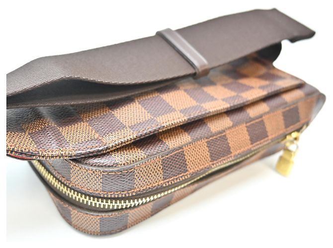 Borsa a tracolla Geronimos Louis Vuitton Marrone - vista 4