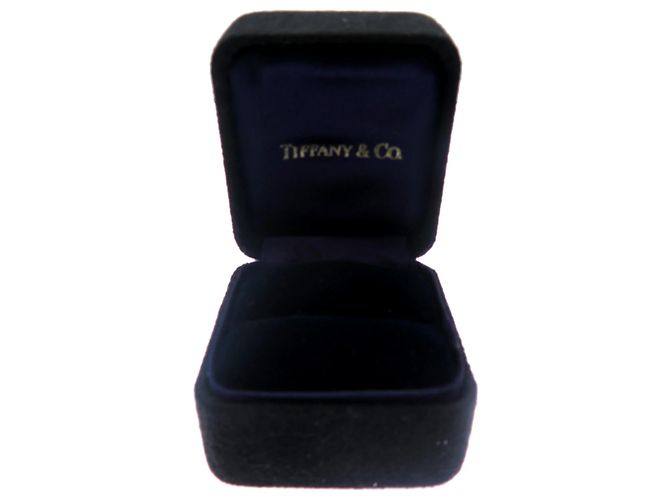 Tiffany & Co. Platinum 950 Stacking Band Men's Ring - view 8
