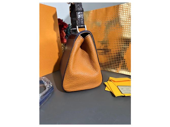 Borsa Fendi in pelle di coccodrillo blu - vista 3
