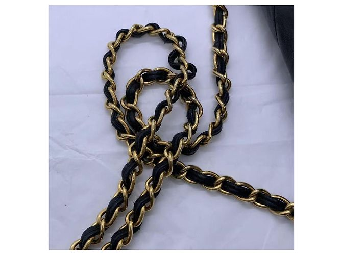 Chanel Borsa a spalla Matelassé in pelle di agnello nera con finiture dorate Nero - vista 6
