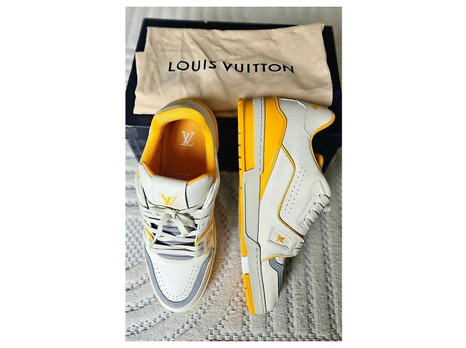 Louis Vuitton Sneaker LV Trainer Bianco Grigio Giallo - vista 10