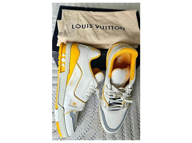 Louis Vuitton Sneaker LV Trainer Bianco Grigio Giallo - vista 2