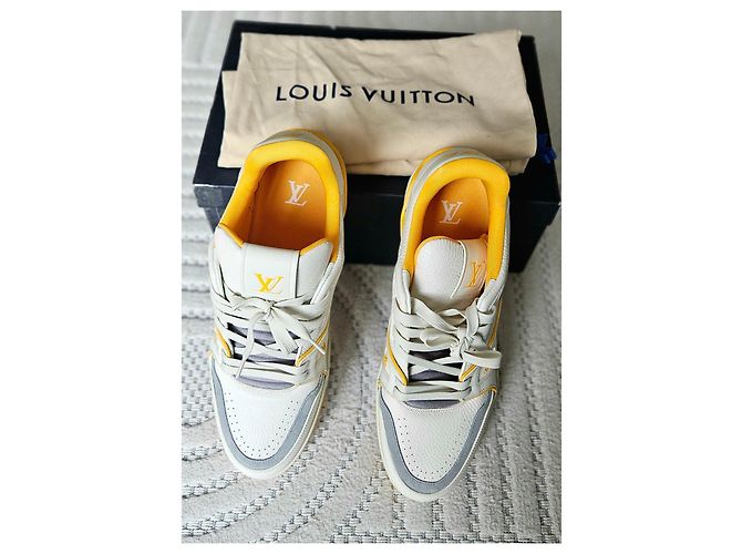 Louis Vuitton Sneaker LV Trainer Bianco Grigio Giallo - vista 7