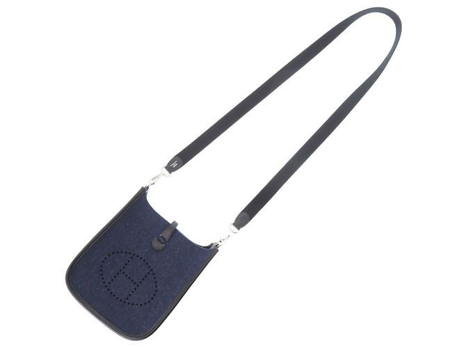 Evelyne TPM Schultertasche von Hermès Schwarz Blau - Ansicht 7