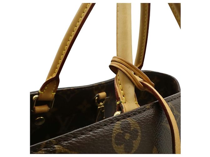 Borsa tote Monogram Montaigne GM di Louis Vuitton Marrone - vista 9