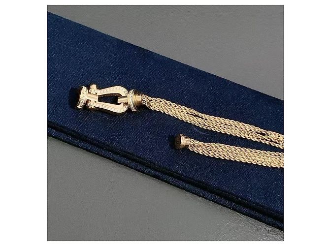 Bracciale Fred in Oro Rosa e Diamanti con Chiusura a Cavallo D'oro - vista 3