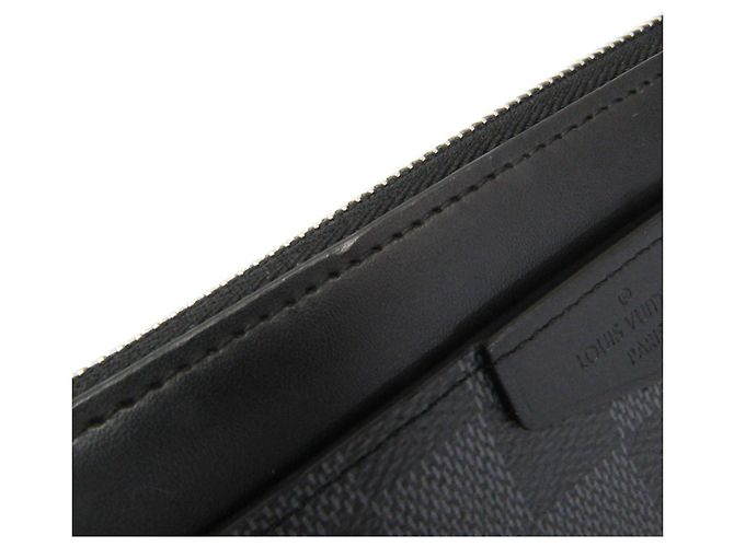 Louis Vuitton Damier Graphite Zippy Dragon Long Wallet Black - view 10