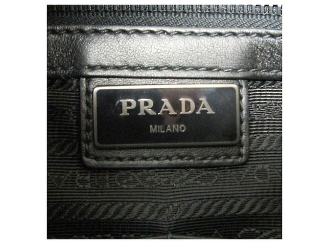Borsa a tracolla in pelle da uomo Prada 2VH047 Nero Blu navy - vista 13
