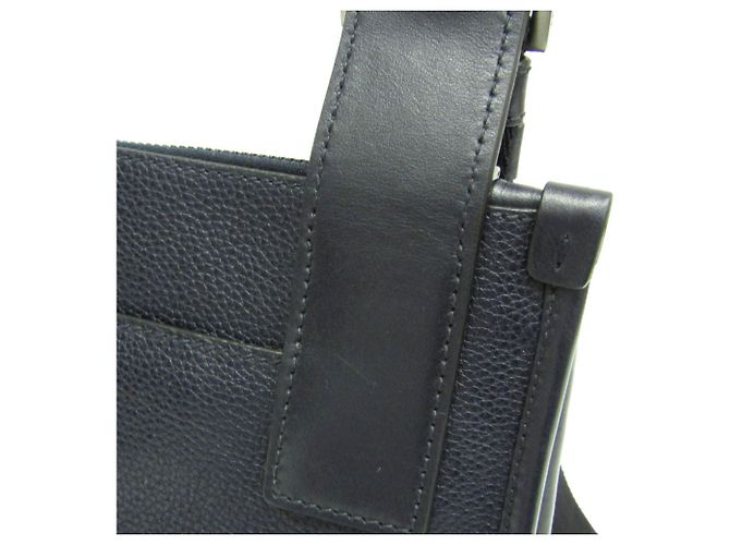 Borsa a tracolla in pelle da uomo Prada 2VH047 Nero Blu navy - vista 9