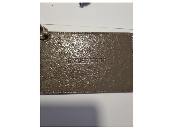 Balenciaga graues Leder-Gepäckanhänger - Ansicht 2