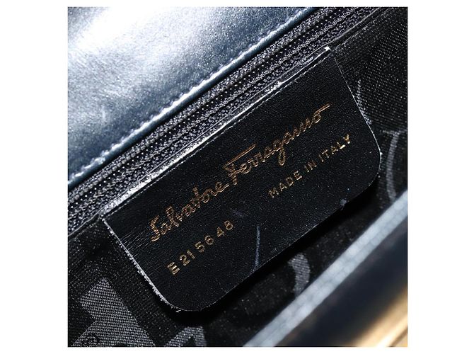 Borsa a Spalla Gancini in Pelle Salvatore Ferragamo Blu Navy Oro Auth ka4141 D'oro - vista 12