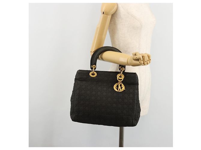 Christian Dior Borsa Lady Dior Canage in nylon nero e oro Auth BA12261 D'oro - vista 25