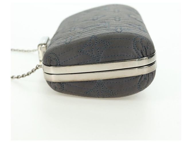 LOUIS VUITTON Clutch Minodiere Motard Monogram Grigio M95802 LV Auth 175928V Marrone - vista 3