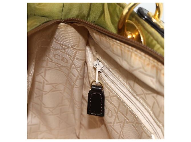 Christian Dior Borsa Lady Dior Canage in nylon verde e oro Auth BA12259 D'oro - vista 21