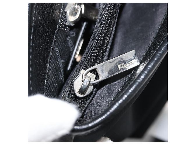 Salvatore Ferragamo Borsa Tote Gancini in Nylon Nero Argento Auth 176841A - vista 21