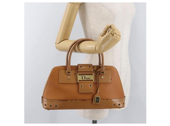 Borsa a mano in pelle marrone e oro Christian Dior Street Chic Auth ep14353A D'oro - vista 24