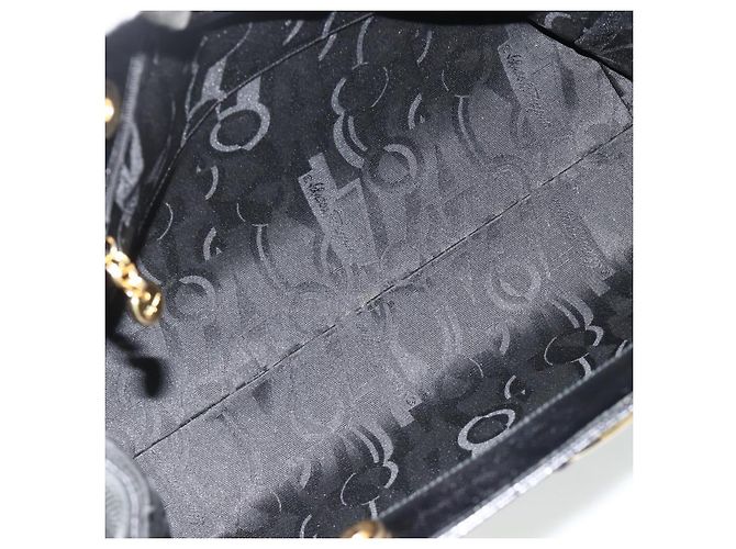 Bolsa Tote Vala em couro preto e dourado Salvatore Ferragamo Auth ka4098 - vista 11