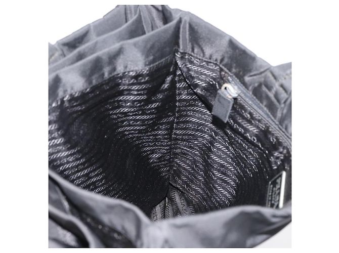 Prada Tote Bag aus schwarzem Nylon mit silberner Authentizität ep14354A - Ansicht 19