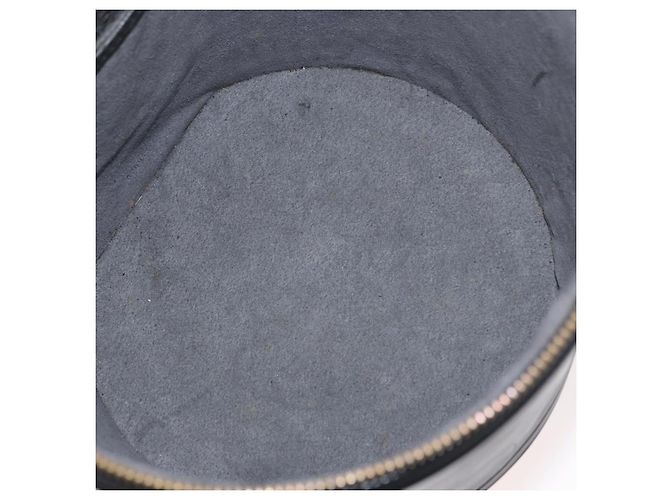 LOUIS VUITTON Borsa a Mano Epi Cannes Nera M48032 LV Auth 176758 Nero - vista 10