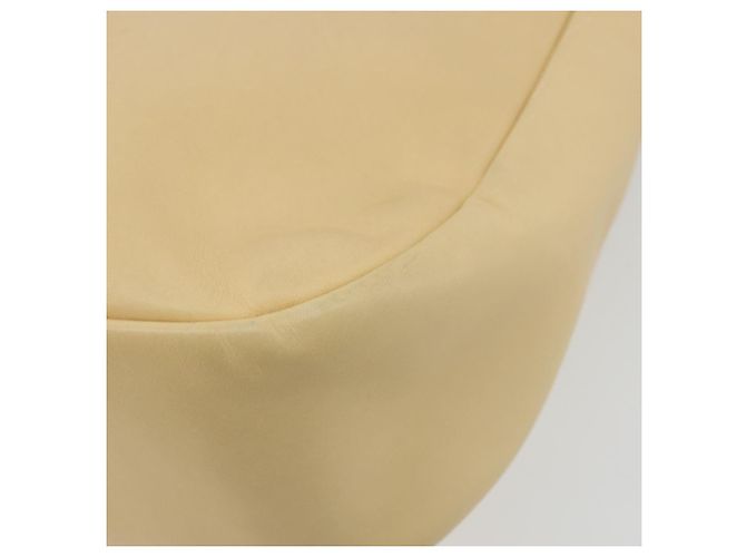 Borsa a Spalla Gancini in Pelle Avorio Argento Auth BA12266 di Salvatore Ferragamo - vista 15