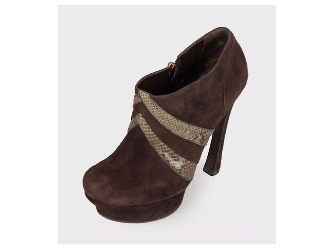 Botines de ante marrón Saint Laurent - Talla 38,5 de segunda mano - vista 3
