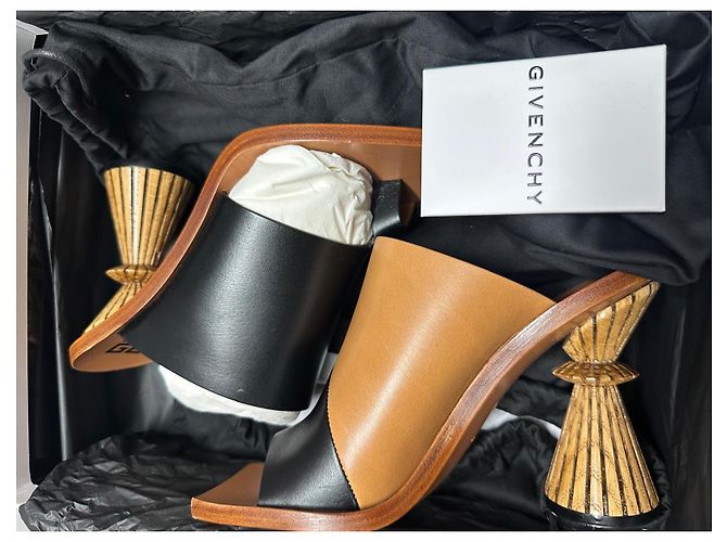 Sandali Givenchy in pelle marrone e nero - vista 12