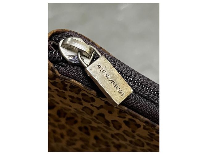 Bottega Veneta Cartera con cremallera estampado de leopardo - vista 5