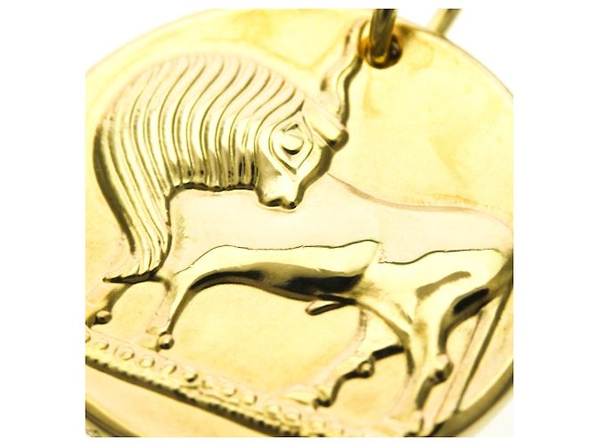 Collana pendente medaglia zodiacale Tauri in oro giallo 18K di Van Cleef & Arpels - vista 8