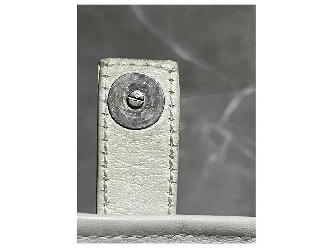 Edge Céline Celine Bolso de hombro de nailon plateado y cuero blanco Plata - vista 10
