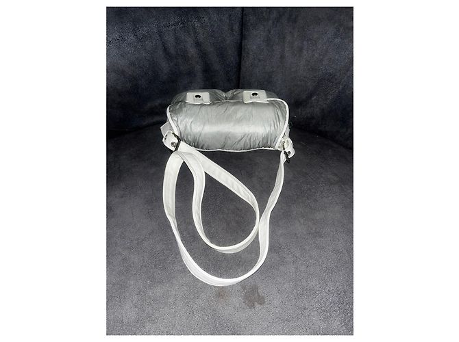 Edge Céline Celine Bolso de hombro de nailon plateado y cuero blanco Plata - vista 3
