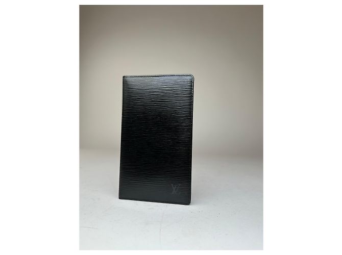 Vintage Louis Vuitton Long Wallet Epi Leather Black - view 2