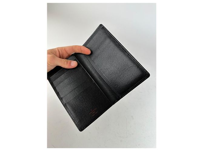 Vintage Louis Vuitton Long Wallet Epi Leather Black - view 4