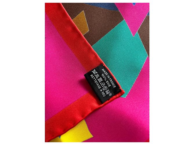 90 cm Quadrat "Festpferd" - Hermès Braun Pink Rot Mehrfarben Beige Grün Gelb - Ansicht 4